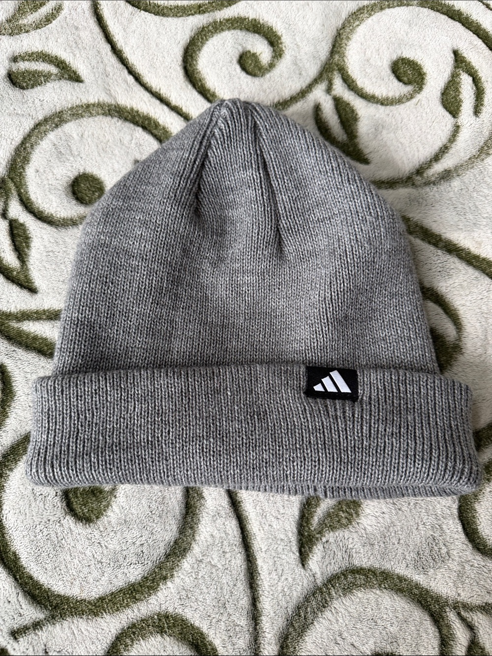 NEW Adidas Men's Gray Knit Beanie